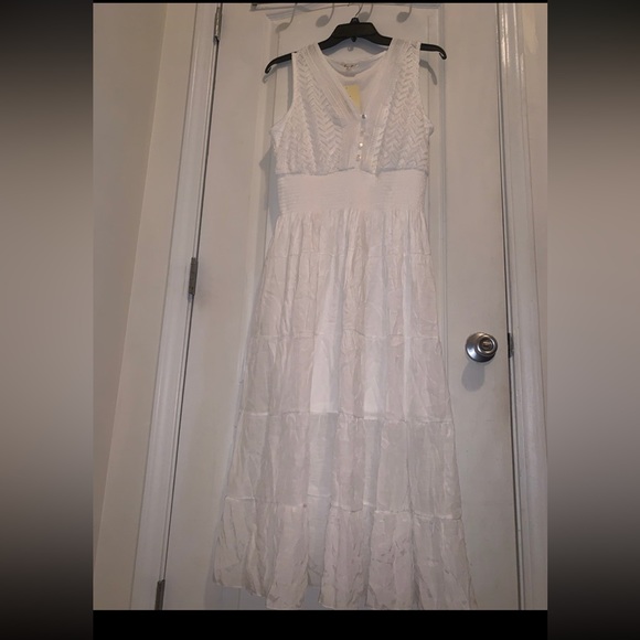 CHURCH - PEARLY WHITE DRESS - Picture 2 of 2